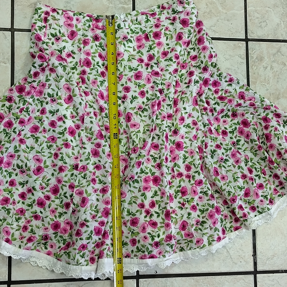 Dress Barn Pretty Pink Floral Skater Skirt Sz 12 Cottage Core